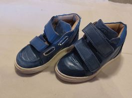 Chaussure enfant taille 25