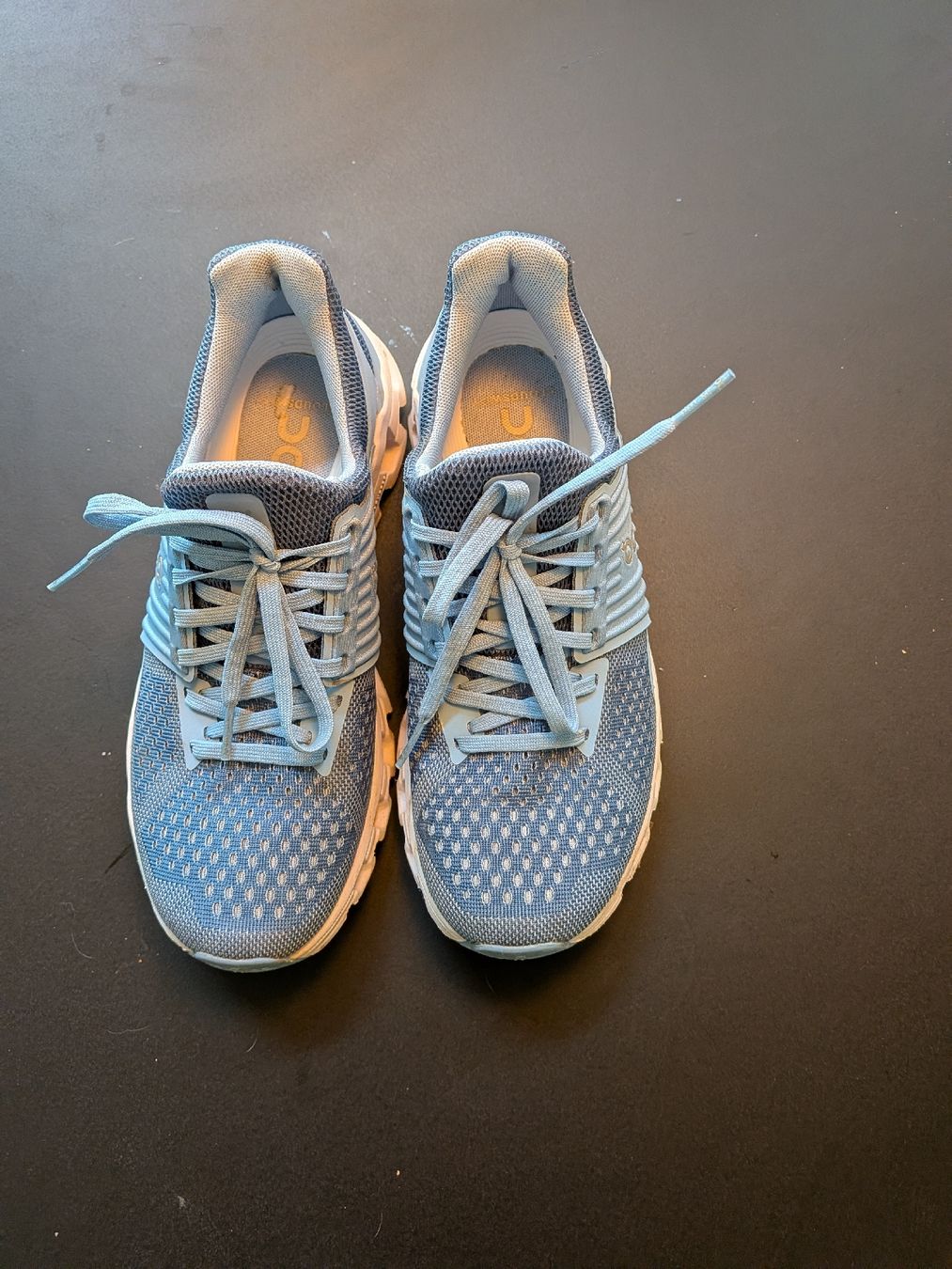 On Scarpe da donna: On Laufschuhe Cloudflow  hellblau guter Zustand – Usato da Nennigkofen venduto da hermineJ 1