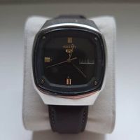 Montre Seiko automatique vintage carre acier