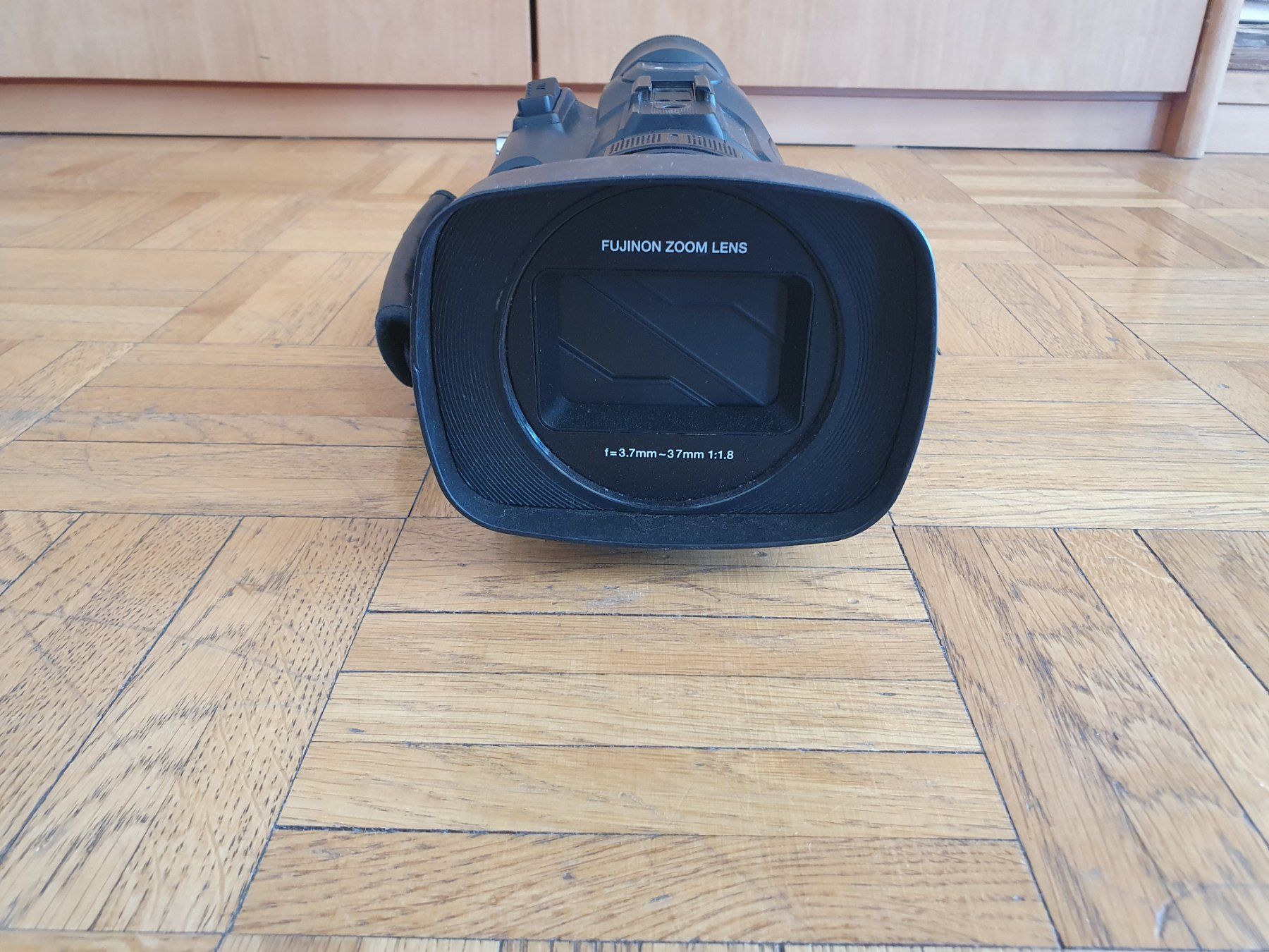 JVC Videocamere: Caméra vidéo JVC GY-HM100E – Usato da Petit-Lancy venduto da at_6rdt 2