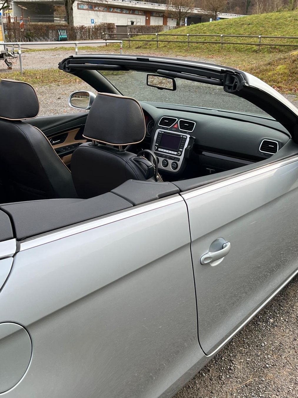 VW Autos: VW EOS 3.2 V6 – D'occasion à Wolfertswil par Staedler90 1