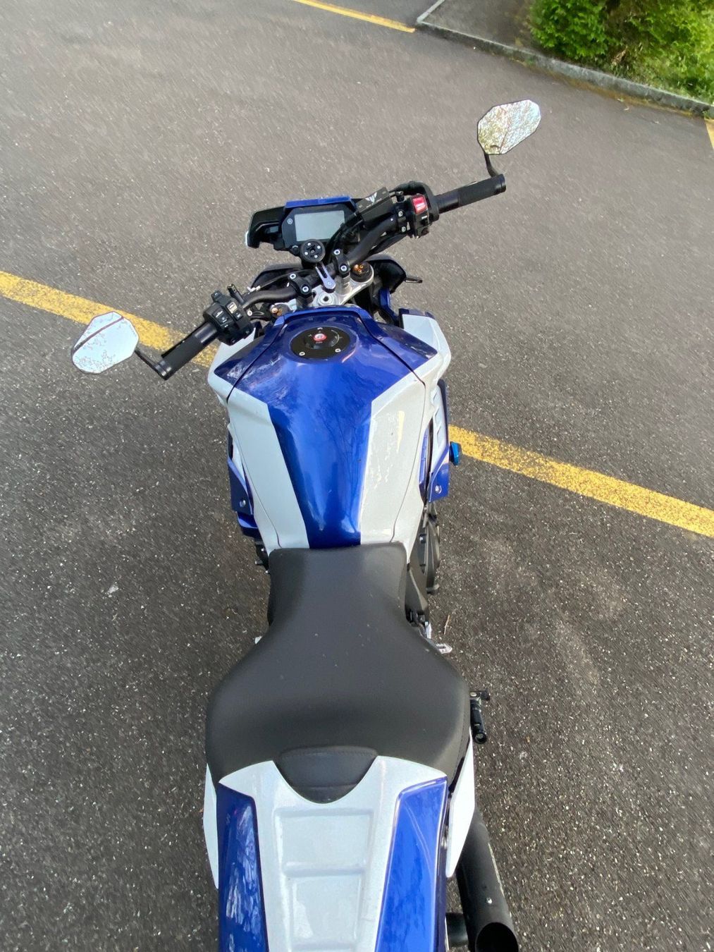 Yamaha Strasse: YAMAHA MT 10 mit Sonderlackierung – Gebraucht aus Reinach BL von DCastro4 6