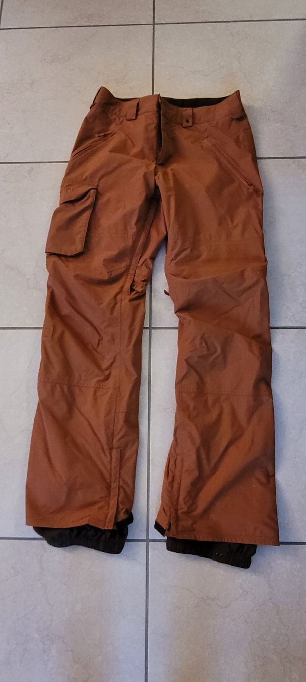 Burton Kleiderpakete & -sets: Ensemble de ski/snowboard Burton taille S – Gebraucht aus Cossonay-Ville von Flyingyellow 2