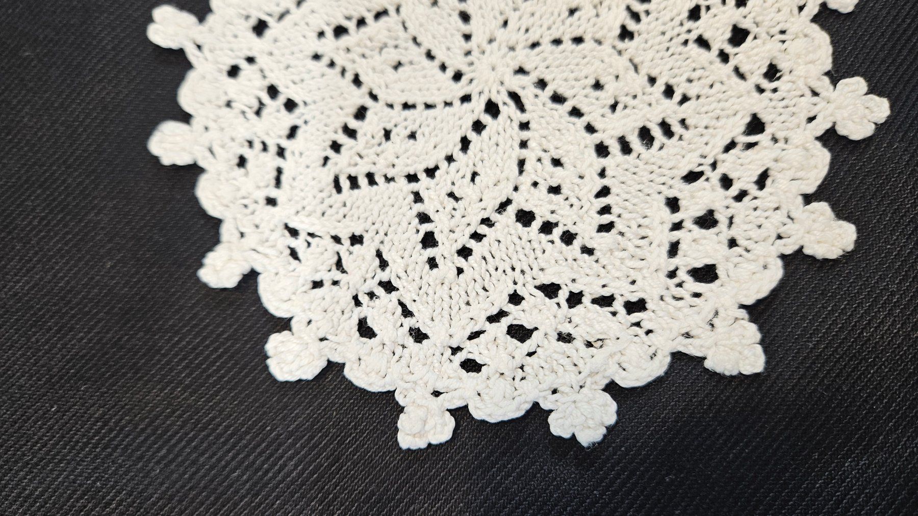 Sottobicchieri: Spitzendeckchen Spitzendeckeli Glasuntersetzer Shabby Chic – Usato da Gossau ZH venduto da LeoniesDeko 1