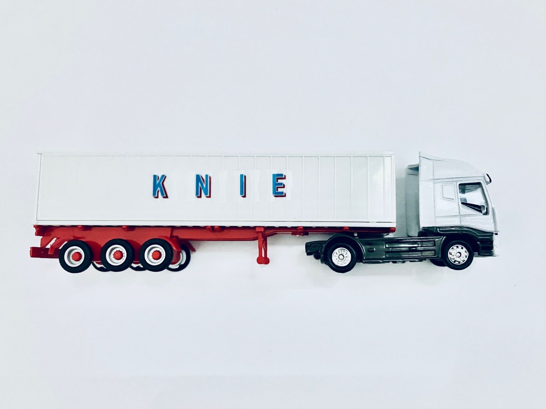 Schuco Trains électriques: KNIE LKW mit Anhänger NEU IVECO H0 #340 – Neuf (Voir description) à Oberbuchsiten par Orsetto24 1