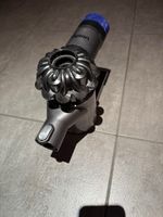 Dyson v7 
