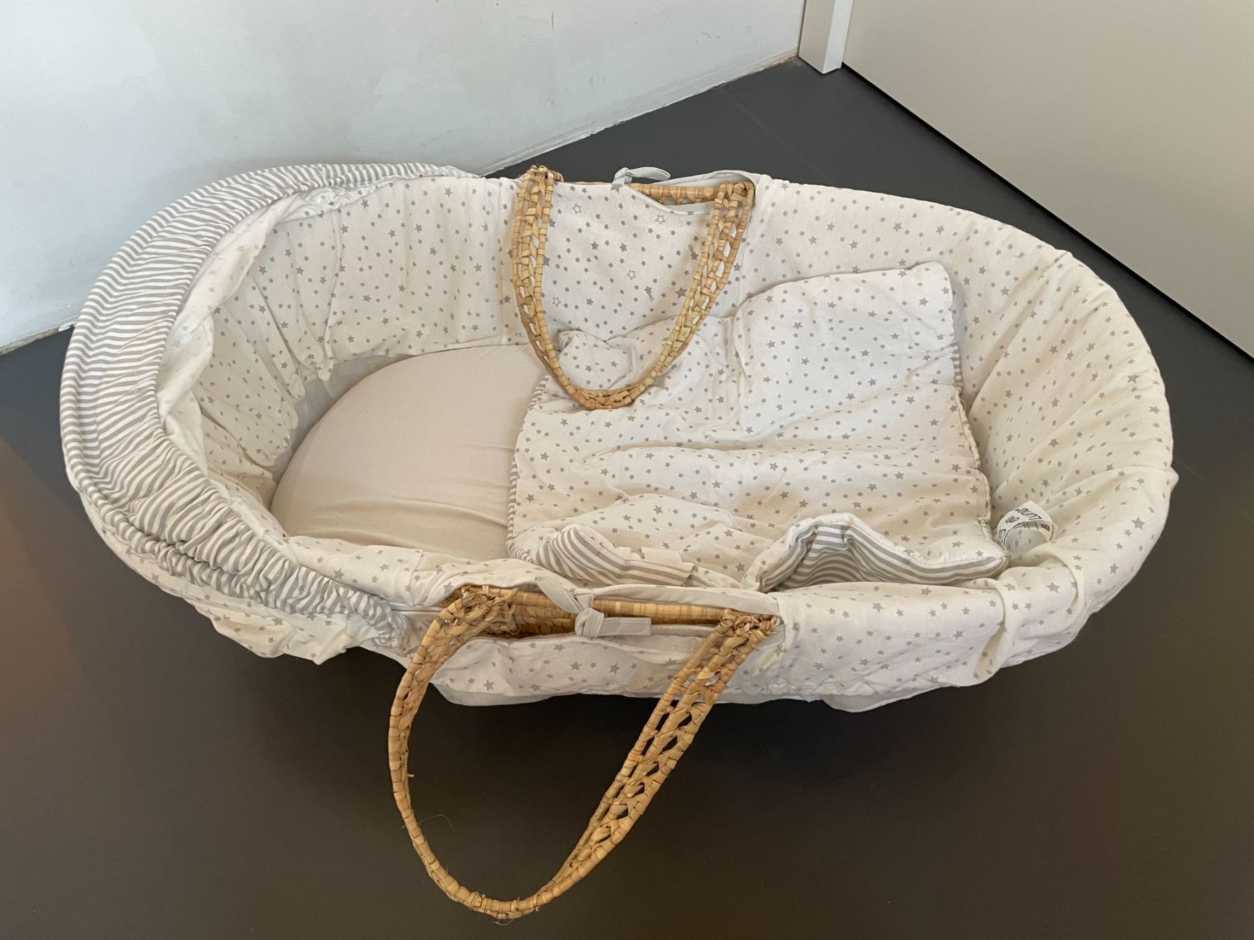 Letti: Baby Moseskörbchen – Usato da Birsfelden venduto da eeyore01 4