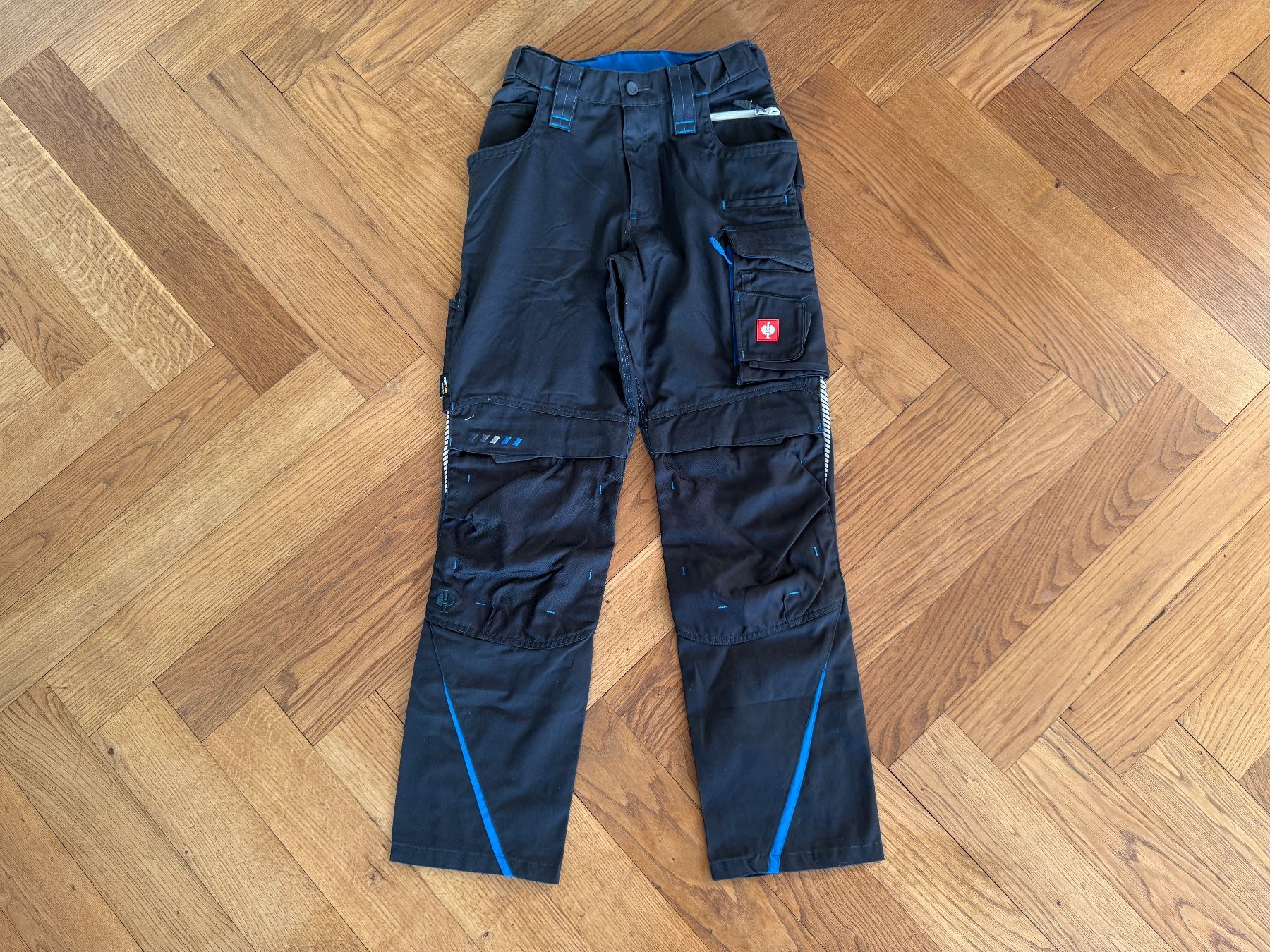 Engelbert Strauss Pantaloni: NEU Engelbert Strauss Hose Größe 44 Herren Motion – Nuovo (secondo la descrizione) da Ennetbaden venduto da mapa05