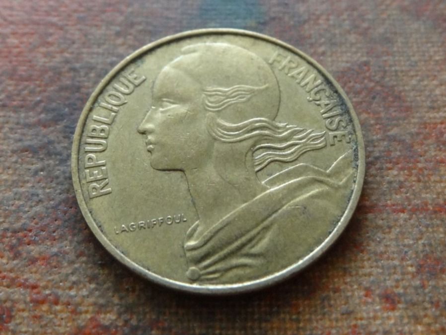 Tutti le monete: FRANCE  10 Centimes  1980 – Usato da Romanel-sur-Lausanne venduto da Swift13 1