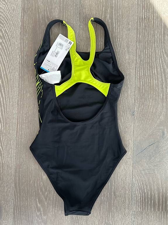 Arena Costumi da bagno & Bikini: Damen - Mädchen Badeanzug Arena Gr.34 – Nuovo e nell'imballaggio originale da Buchs SG venduto da drossi750 1
