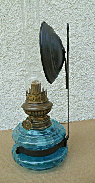Lampade: Antike, schöne, blaue Petrollampe – Usato da Effretikon venduto da Heimstudio 2