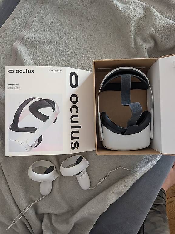 Casco VR: Oculus Meta Quest 2 – Usato da Bern venduto da Mantel0