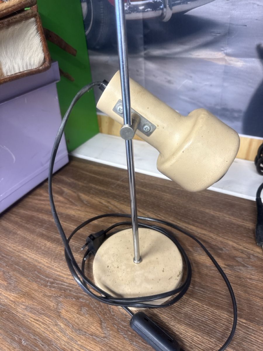 Lampen: Vintage Lampe – Gebraucht aus Horriwil von Carrera68