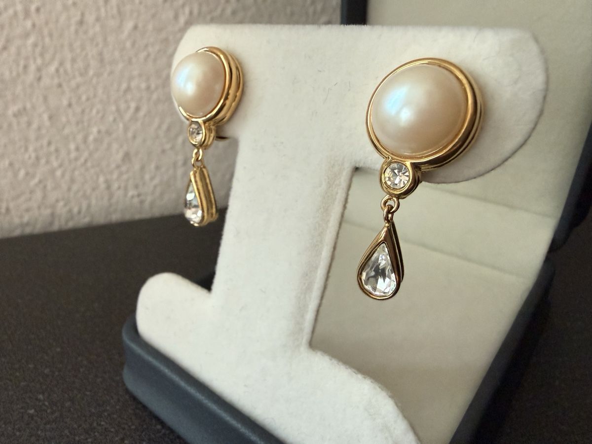 Orecchini pendenti & Orecchini a lobo: ✨Vintage Perlen- und Strass-Ohrringe – Usato da Lamone venduto da LaCantinaMagica 4