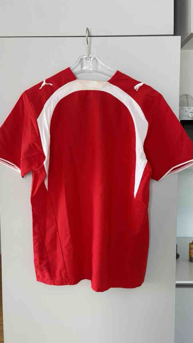 Schweizer Nati Canottiere & Pantaloni: Orginal Schweizer Nati-Trikot Gr.S – Usato da Zürich venduto da taurunum78 1