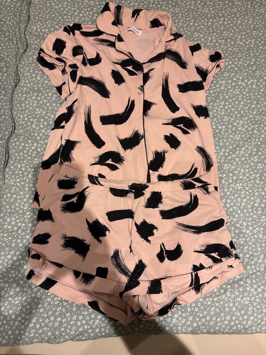 Negligees & Pyjamas: Pyjama 2 teilig GR L – Gebraucht aus Samedan von Franzi15