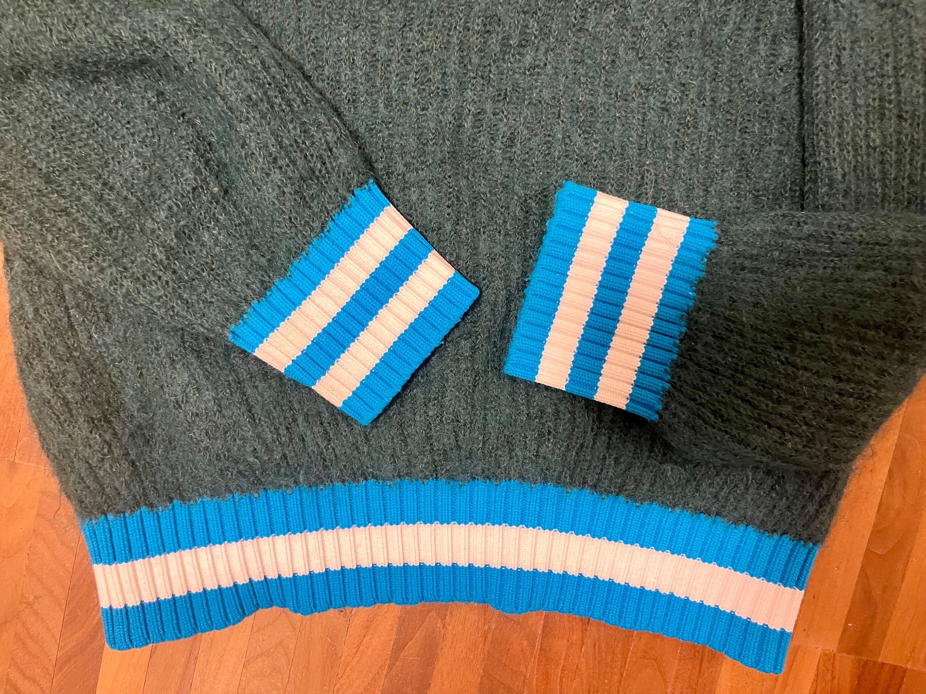 Pullover & Sweatshirts: Essentiel Antwerp, Mohair Pullover, Gr. S – Gebraucht aus Zürich von Medulla 4