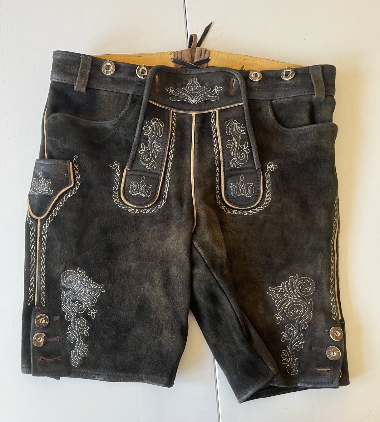 Hosen: Trachtenlederhose – Neu (gemäss Beschreibung) aus Zürich von Anoano