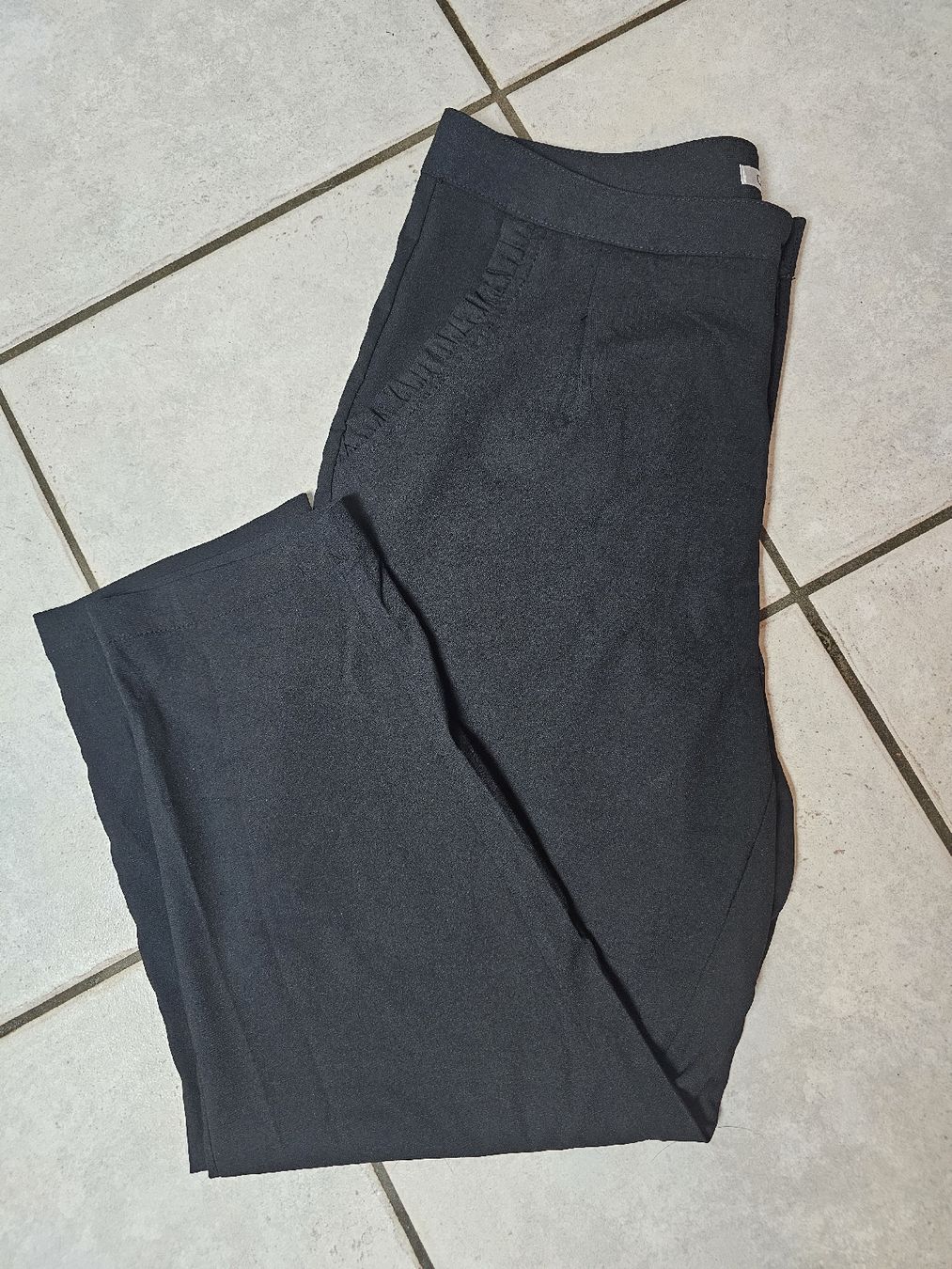 Hosen: pantalon 3/4 Contemplay – Gebraucht aus Cortébert von Maam_Moon