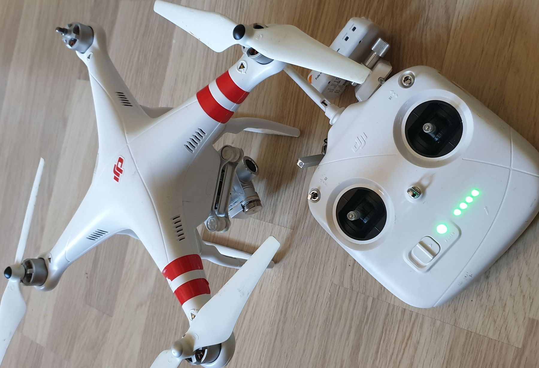 DJI RC Modellbau: Drone DJI Phantom 2 Vision – Gebraucht aus Moutier von thewild