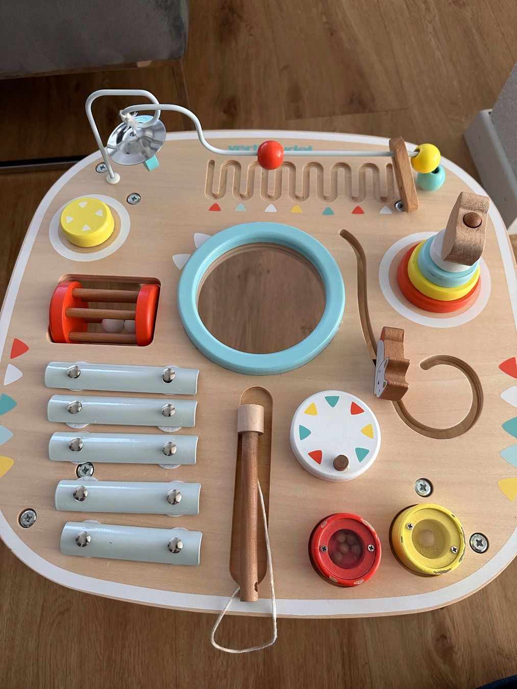 Giocattoli: Spieltisch mit Musikinstrumenten – Usato da Bülach venduto da meltiish