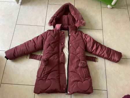 Mädchen Winterjacke Gr. 140