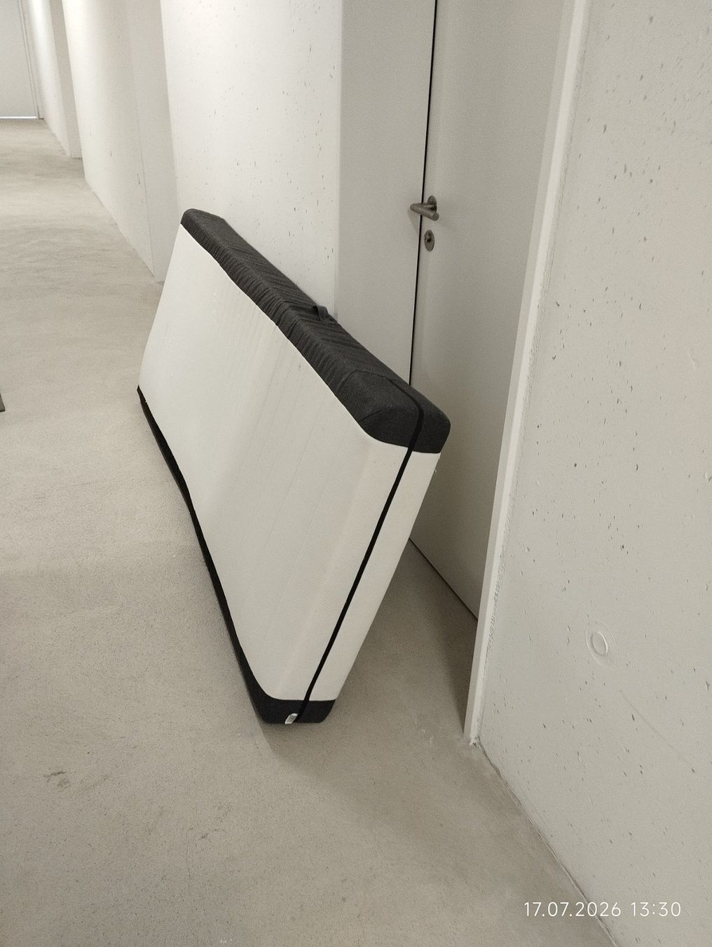 Matelas: 2x Matratzenschaum von Boxspringbett – D'occasion à Hedingen par Maurice_Green