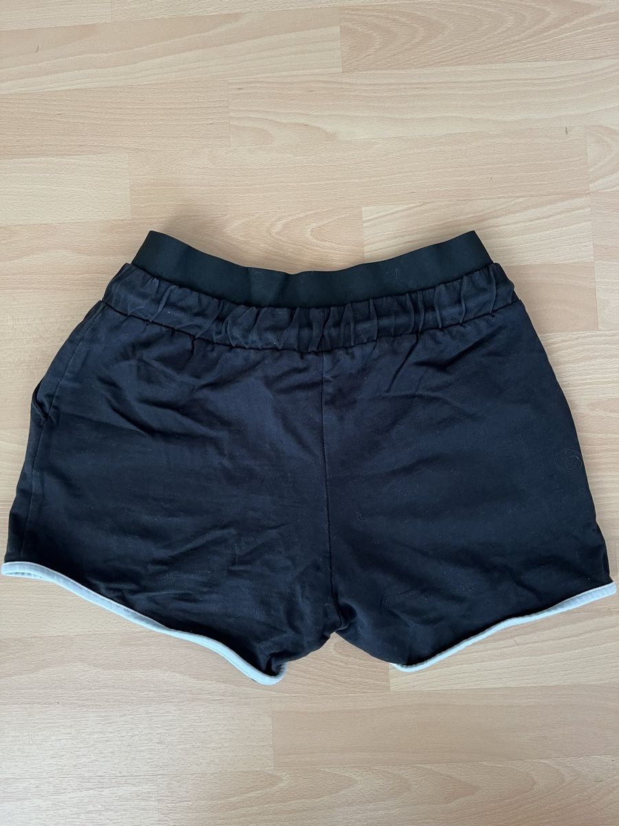 Puma Hosen: Puma Shorts Schwarz – Gebraucht aus Bern von zauberschachteli 1