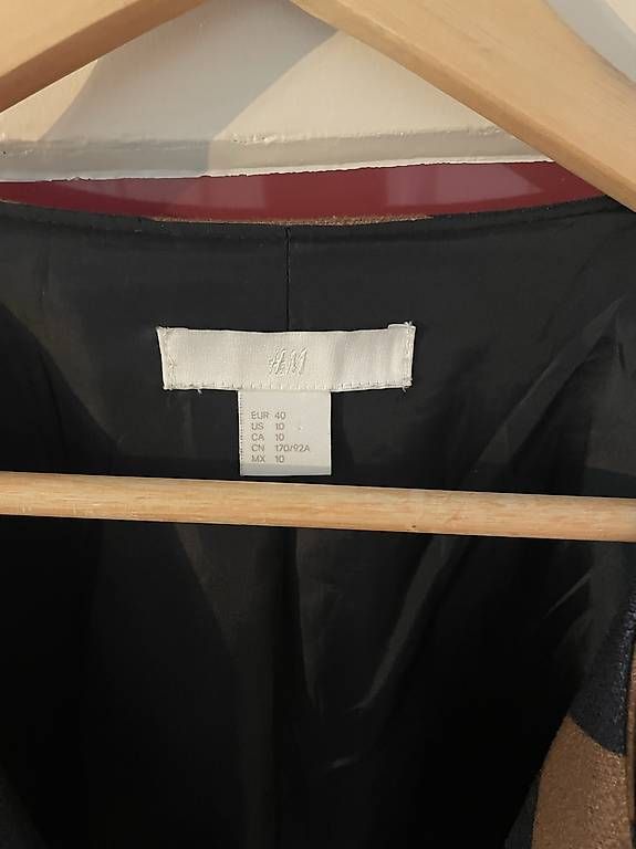 Manteaux: Mantel H&M – D'occasion à Zürich par N3996 2