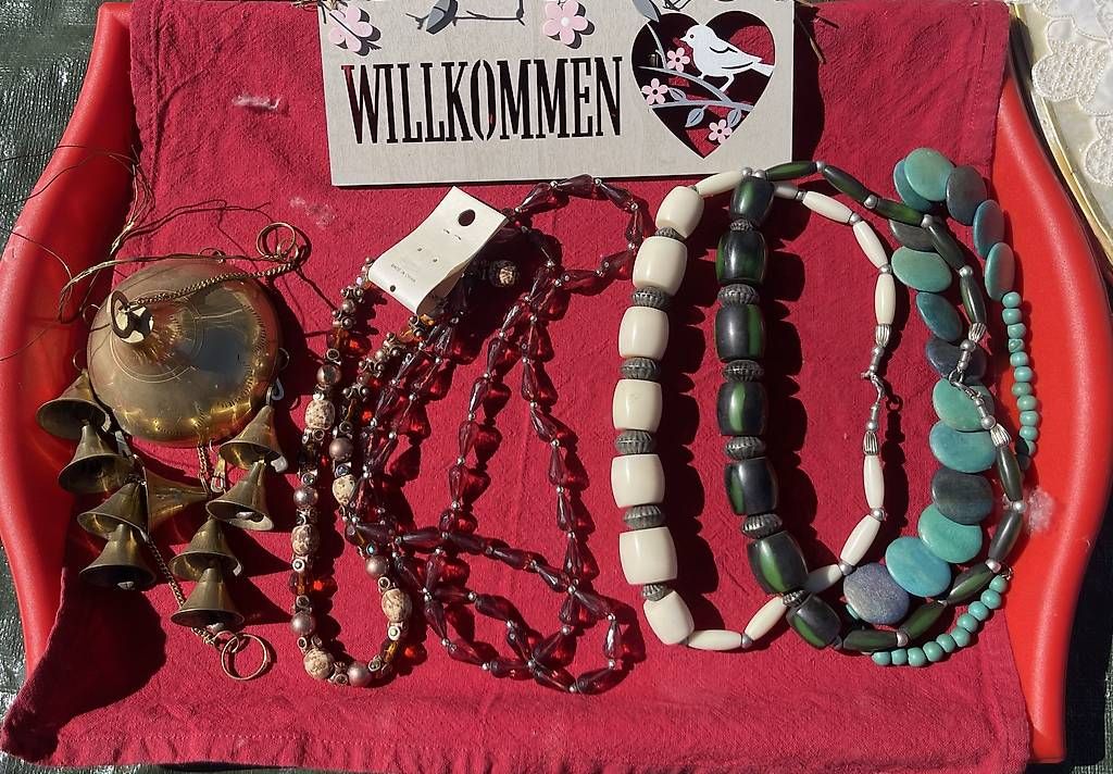 Catenine: Halsketten und Deko  – Nuovo e nell'imballaggio originale da Lütisburg Station venduto da ilo_w8vk