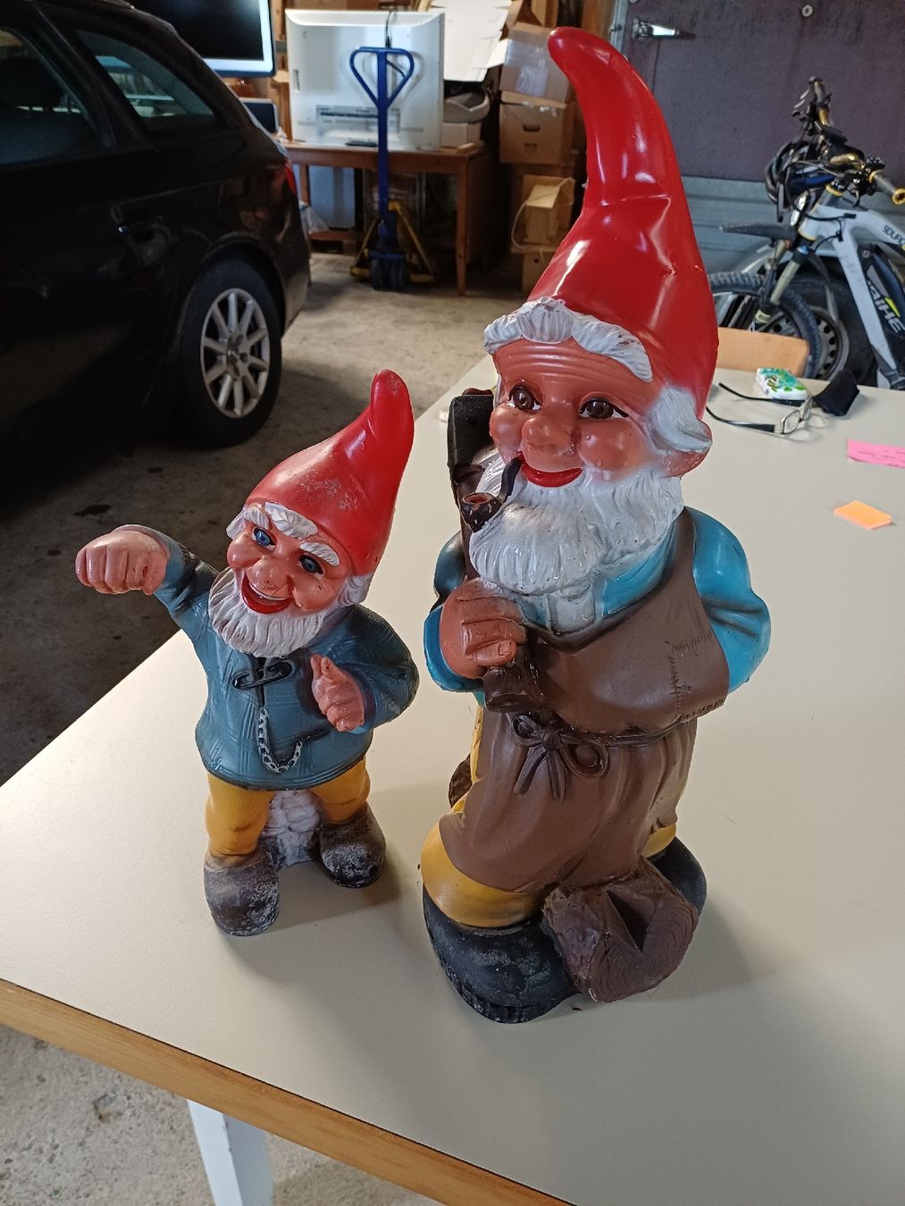 Statuette: 2 Gartenzwerge. 2 er Set .Gut erhalten  – Usato da Zuckenriet venduto da Res. 4