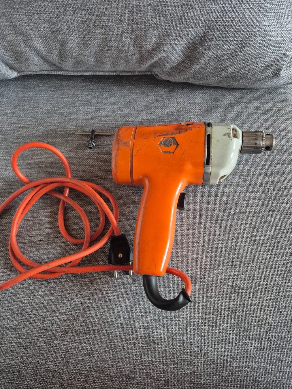 Bohrmaschinen: Perceuse – Gebraucht aus Le Locle von archerblanc 1