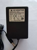 Netzteil / Ladegerät 12 Volt - 6 Ampere
