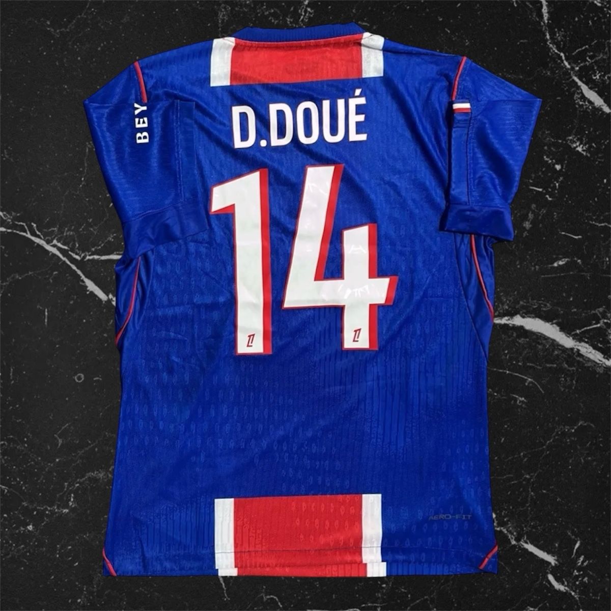 Nike Leibchen & Hosen: PSG Player Version Doue Trikot 2026/27 Gröse L – Neu (gemäss Beschreibung) aus Frenkendorf von a_1999 1