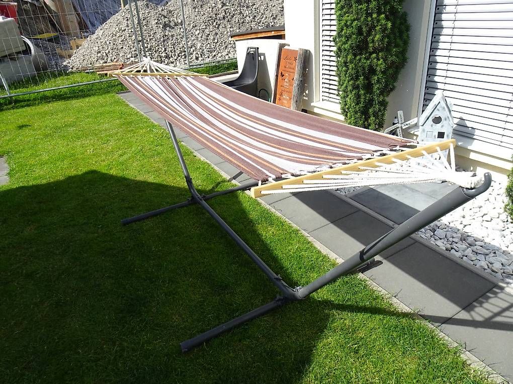 Amache: Hängematte mit Gestell Sonnenliege Hängeliege – Usato da Eschen venduto da f-jag-f