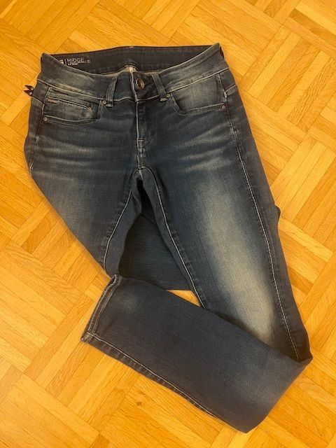Jeans: "RAW" Jeans Gr. 26 32 – Nuovo (secondo la descrizione) da Walenstadt venduto da ricamul