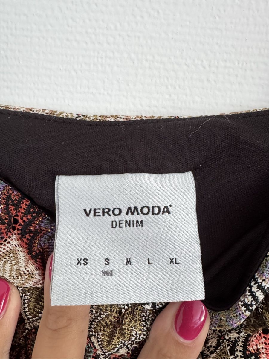 Vero Moda Top: Vero Moda Denim Crop Top gemustert Grösse S  – Usato da St. Gallen venduto da nikolasbong 2