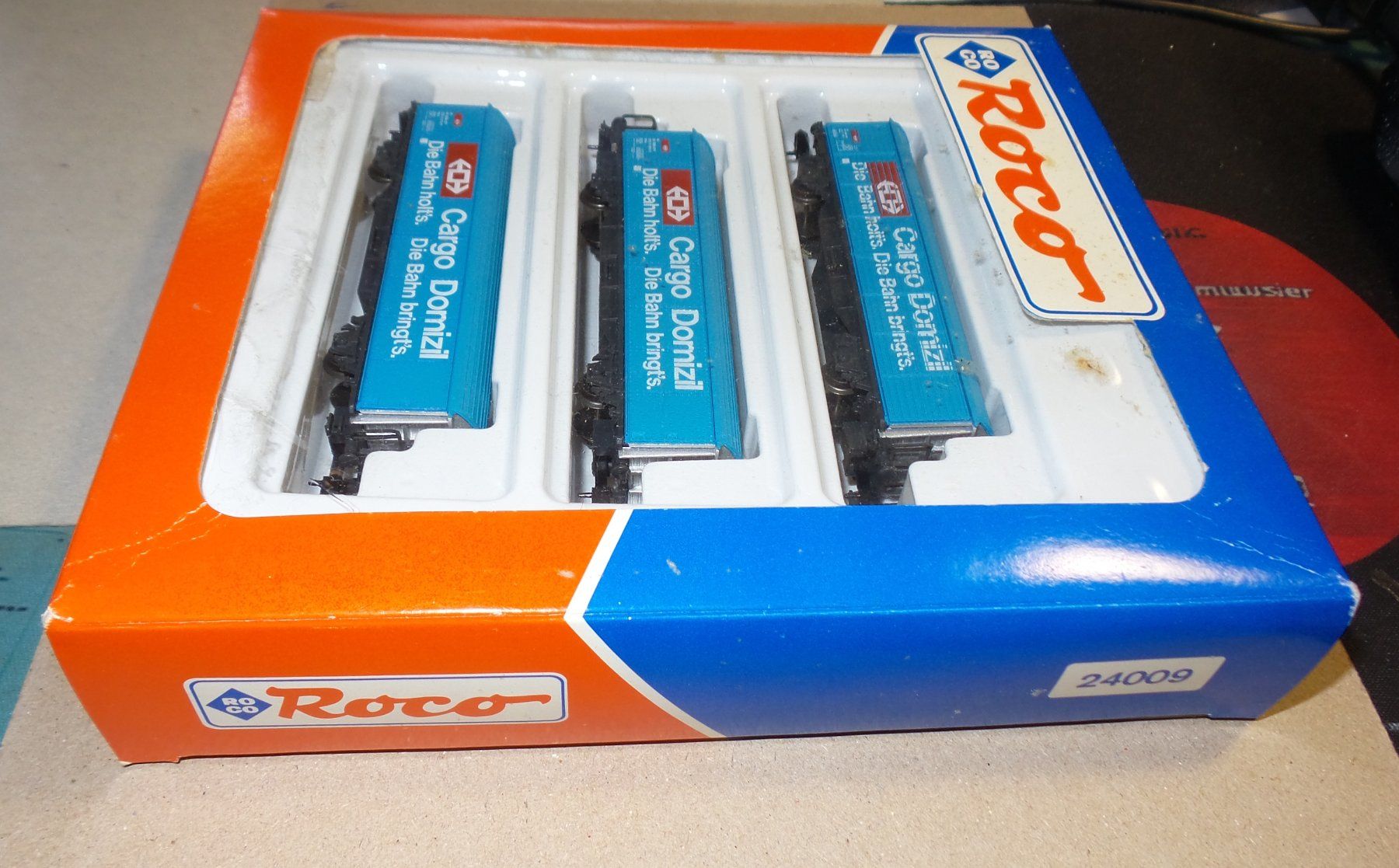 Roco Modelleisenbahnen: 3 wagons cargo Roco N 24009 – Gebraucht aus Bulle von Rockandtoys