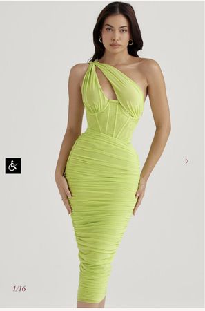 Robe House of Cb