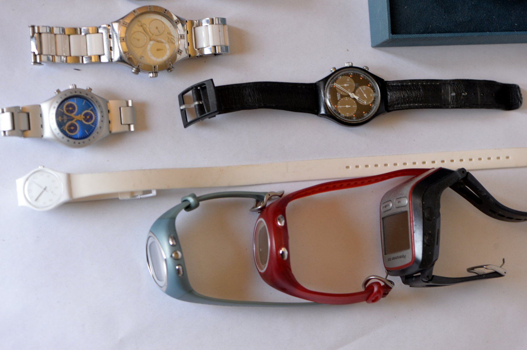 Uhren: Lot de 27 montres diverses plus ou moins défectueuses – Defekt aus Neuchâtel von Neuchatel 3
