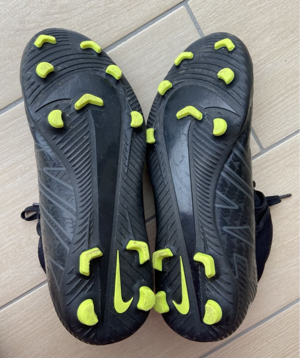 Nike Scarpe per ragazzi: Chaussures foot Nike Mercurial 36.5 – Usato da Moutier venduto da chicboutique 2
