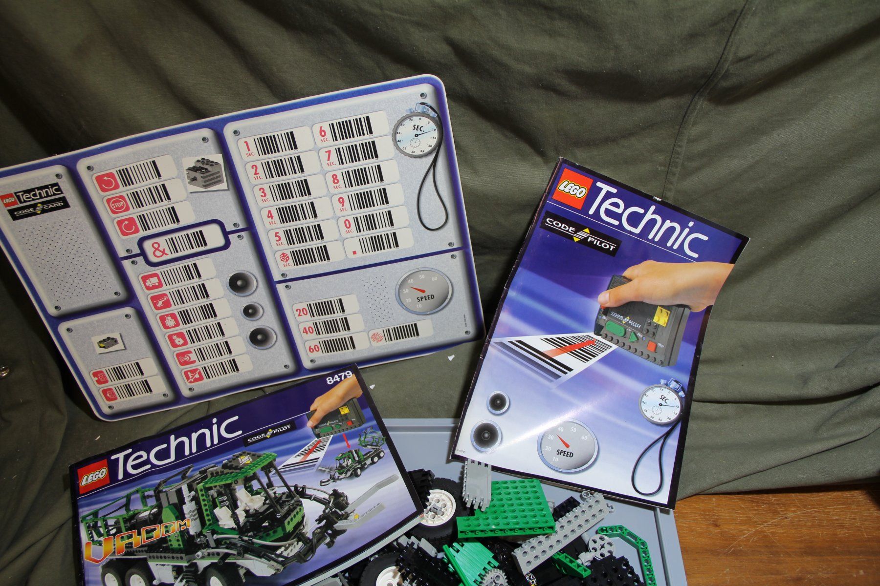 Lego Kit di costruzioni: LEGO Technic Set 8479 (Barcode Multi-Set) Code Pilot, 1997 – Difettoso da Belp venduto da Tomsek 2