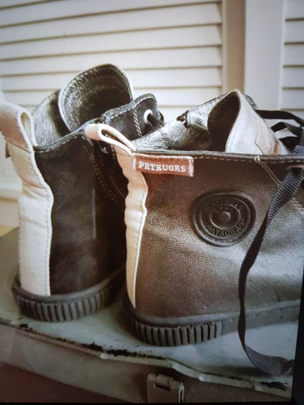 Damenschuhe: Pataugas baskets en cuir et nubuck 36 – Gebraucht aus Lausanne von man_rw9q 3
