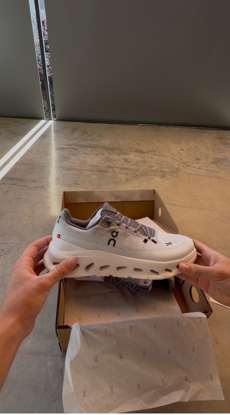 Scarpe da uomo: ON Cloudetilt Grau/ Weiss – Nuovo e nell'imballaggio originale da Thun venduto da linqteo 2