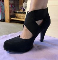 schwarze Pumps, Samtoptik