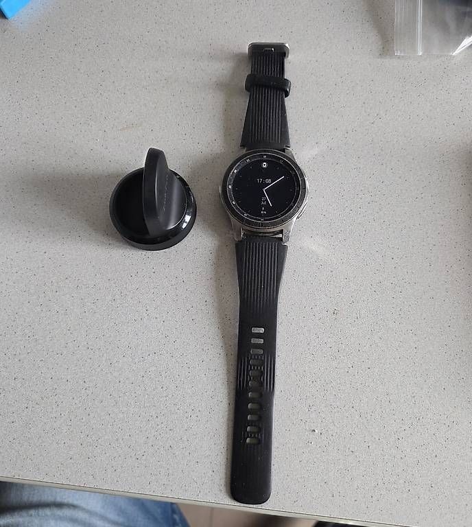 Samsung Smartwatch: Samsung Galaxy Watch (69F0) – Gebraucht aus Altstätten SG von Friwen