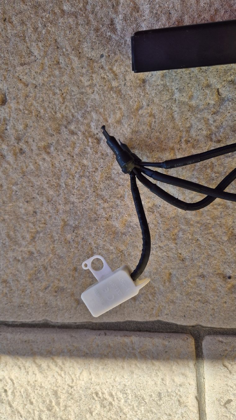 Conforama Lampen: Lampe suspension trois ampoules  – Gebraucht aus Miège von zuf_k2z2 2