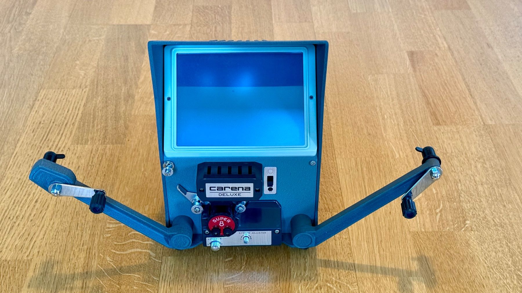 Home Cinema: Carena Deluxe Editor Viewer Super 8mm – Usato da Watt venduto da Erra2