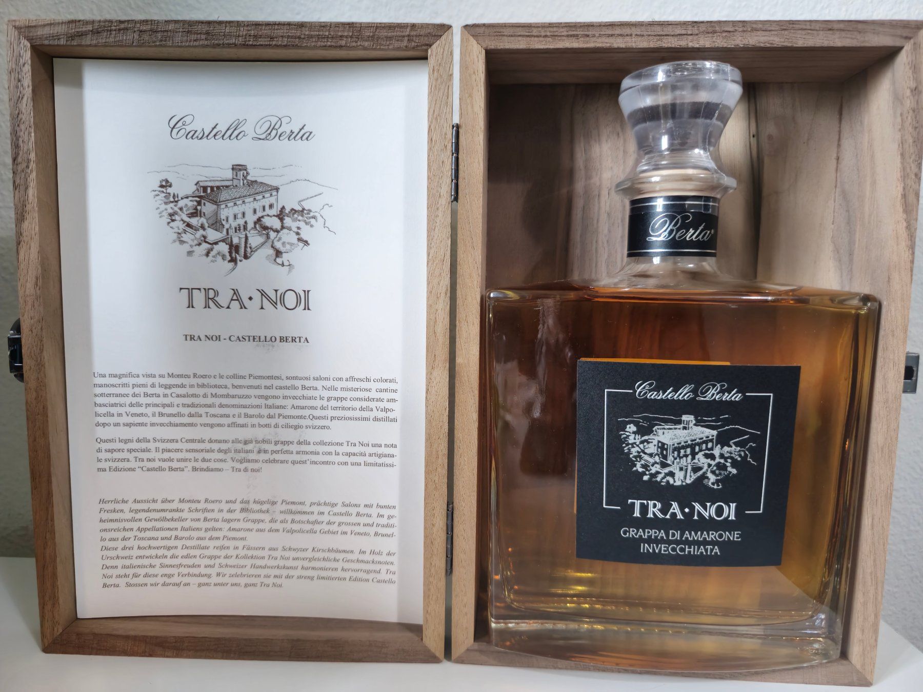 Berta Bevande alcoliche: Castello Berta Tra Noi Grappa Amarone limitiert 074/810 – Nuovo e nell'imballaggio originale da Zürich venduto da Myrik_ 1