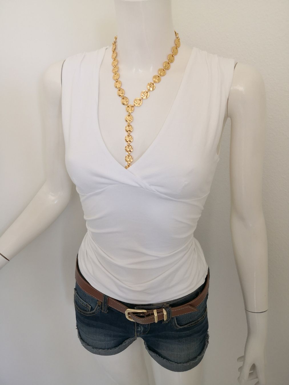 Mango Top: 🤩MANGO TOP WEISS – Usato da Olten venduto da Naja-Twins-Twins 2
